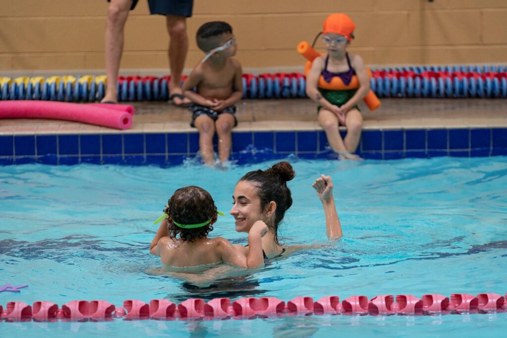 Your Path to Becoming a Certified Swim Instructor in Ontario